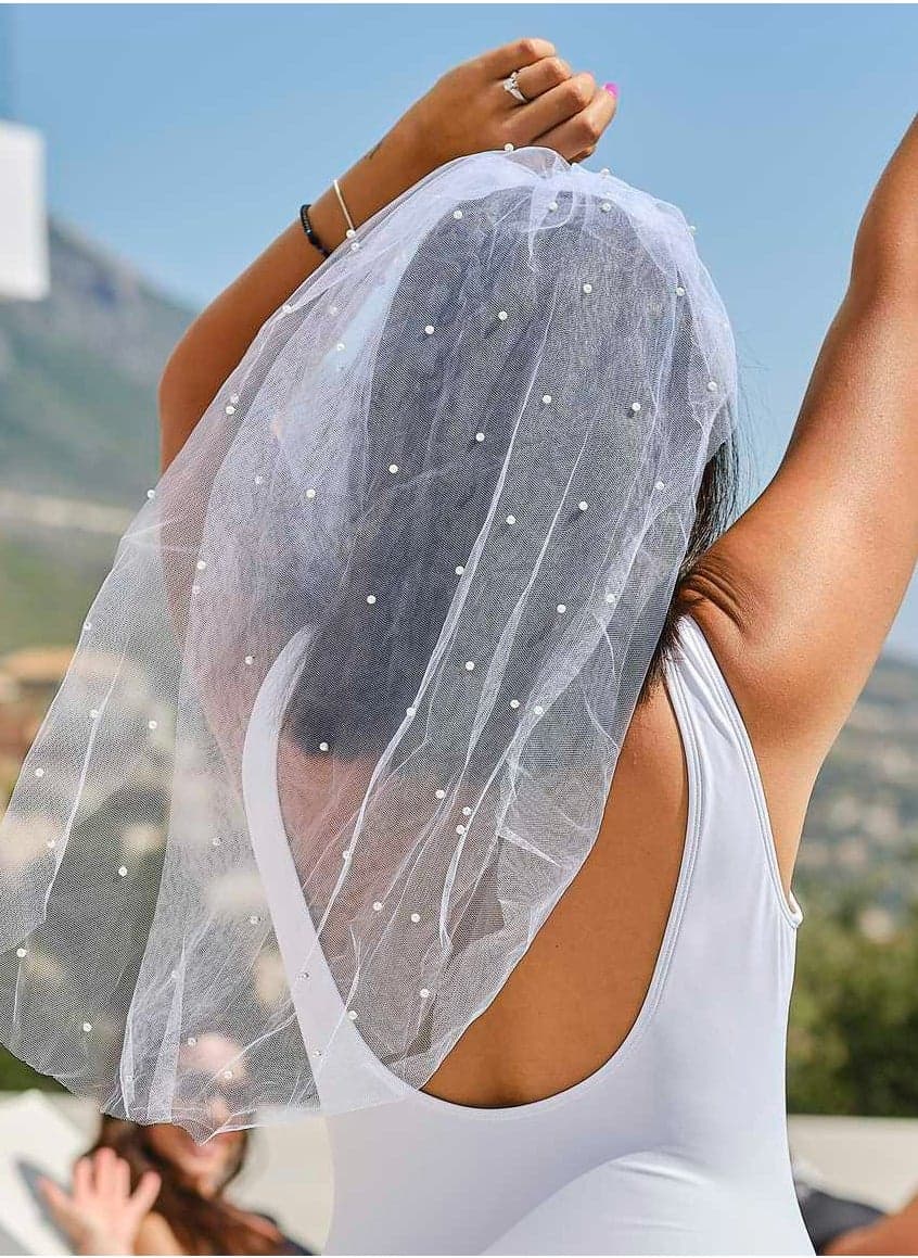 Ginger Ray Elegant Pearl Bride Headband with Veil