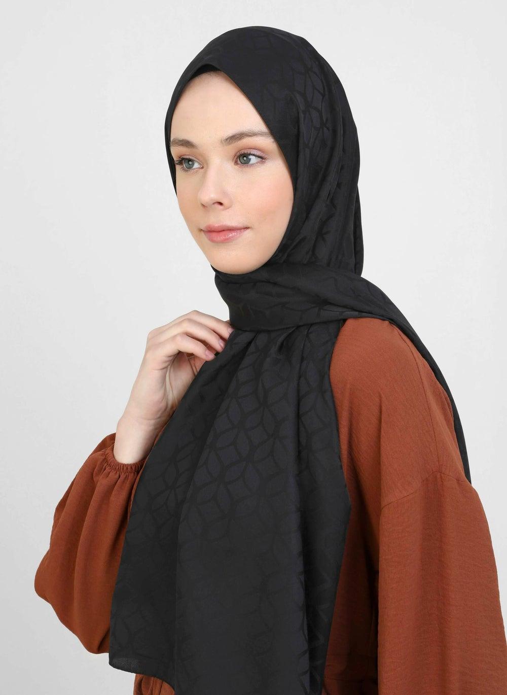 Tuva Shawl by Modanisa - Elegant Black Accessory for Women