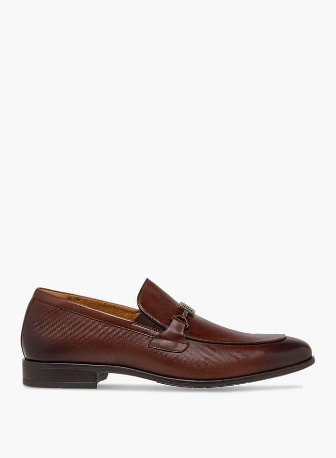 Arth 01 Brown Men's Formal Metal Accent Loafers - Image 1