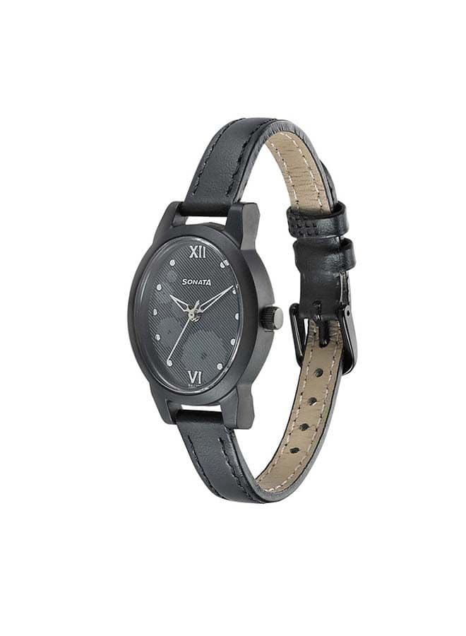 ساعة ريستو الأنيقة بجلد أصلي 87032PL03 لإطلالة فاخرة - Image 1