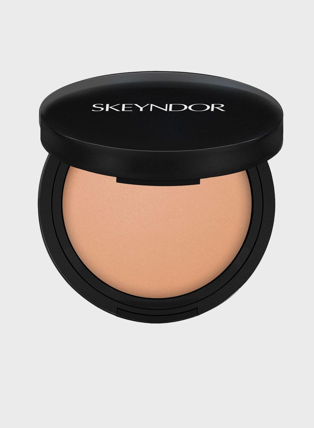 كريم أساس بفيتامين سي وسيراميد لمظهر شاب 02 - Image 1