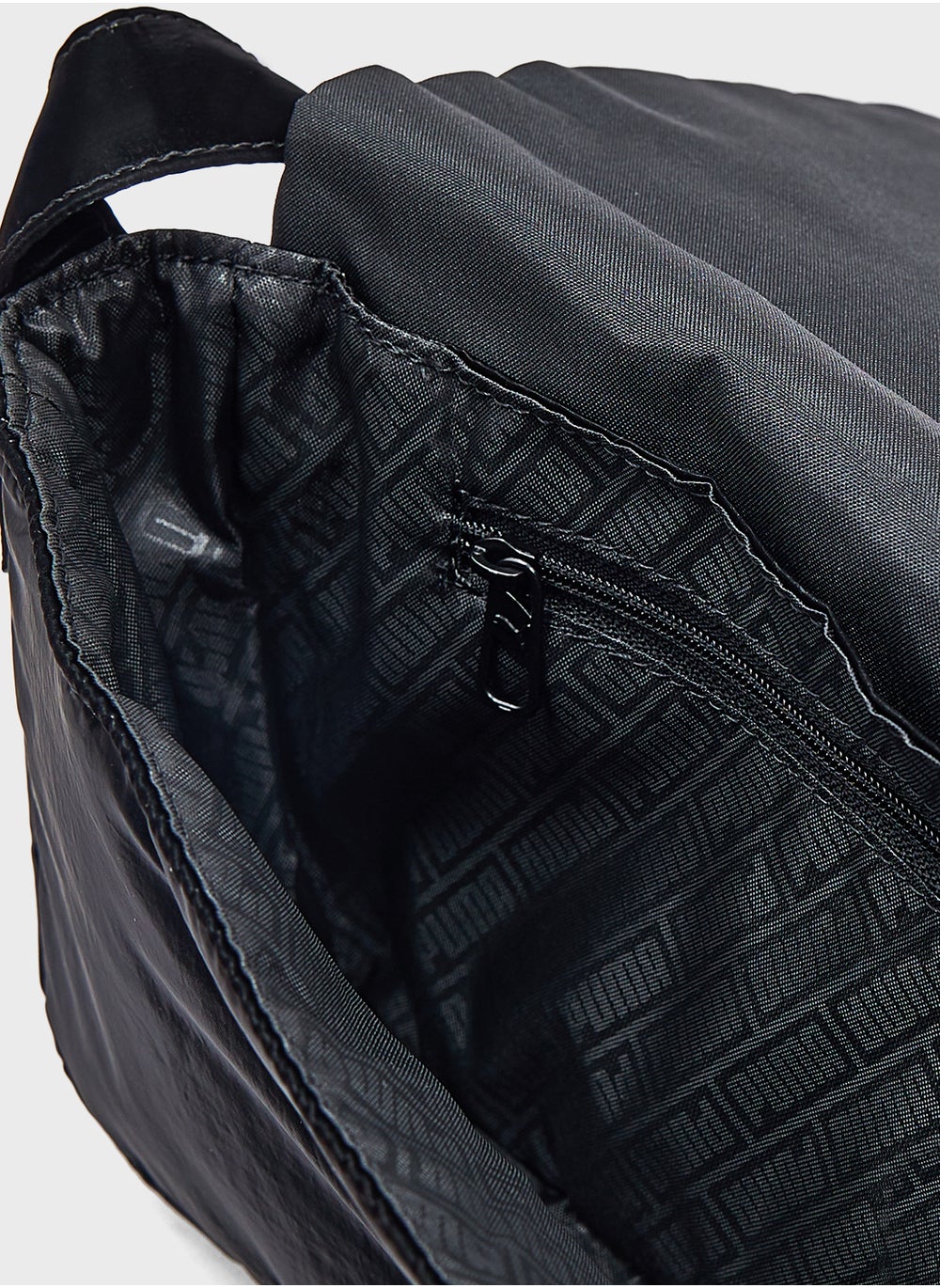 buy-puma-core-up-baguette-bag_pt8