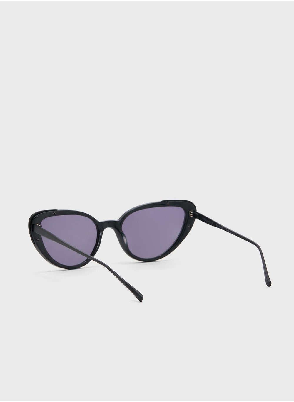 buy-kendall-kylie-cat-eye-sunglasses_jtd