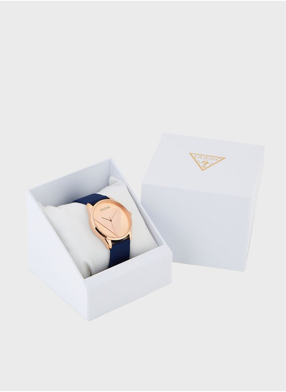 buy-guess-emblem-analog-watch_6z9