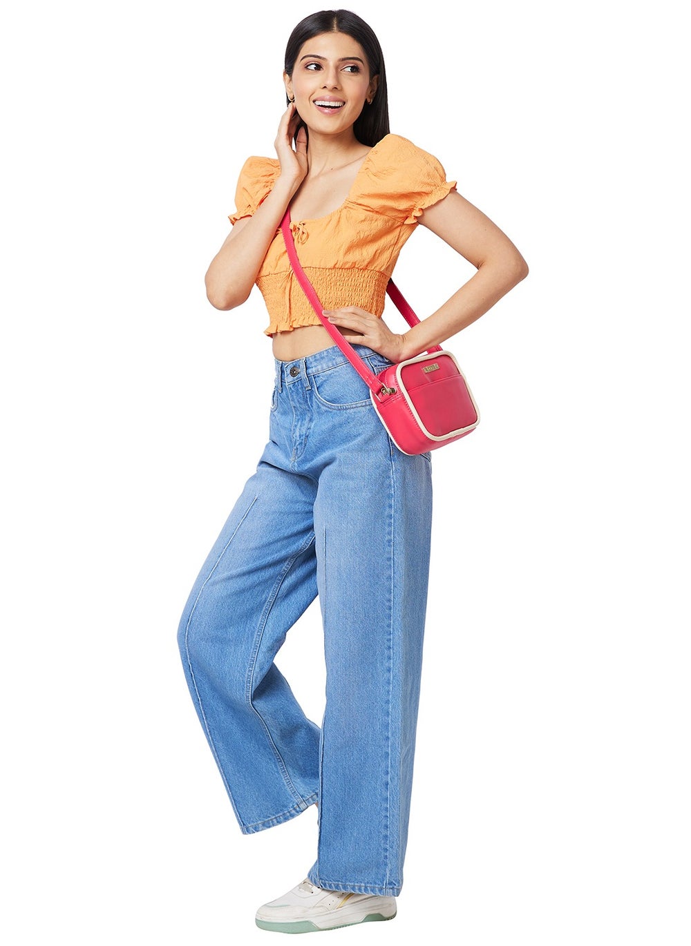 buy-caprese-caprese-gracie-solid-magenta-faux-leather-medium-sling-bag_le2