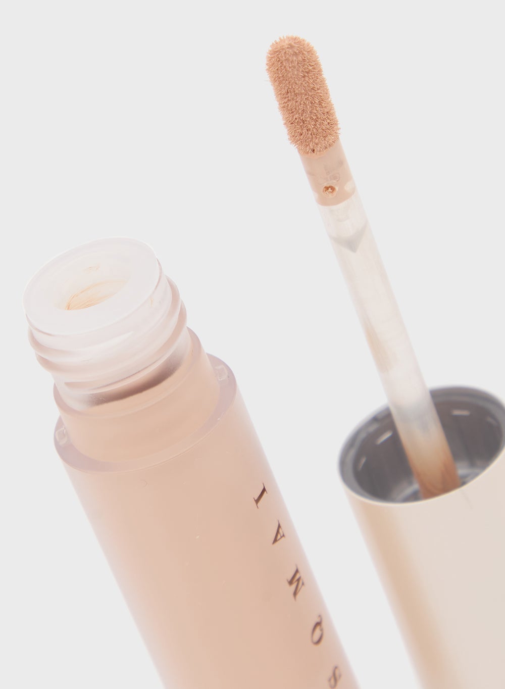 buy-masqmai-all-in-one-concealer-light_ib7