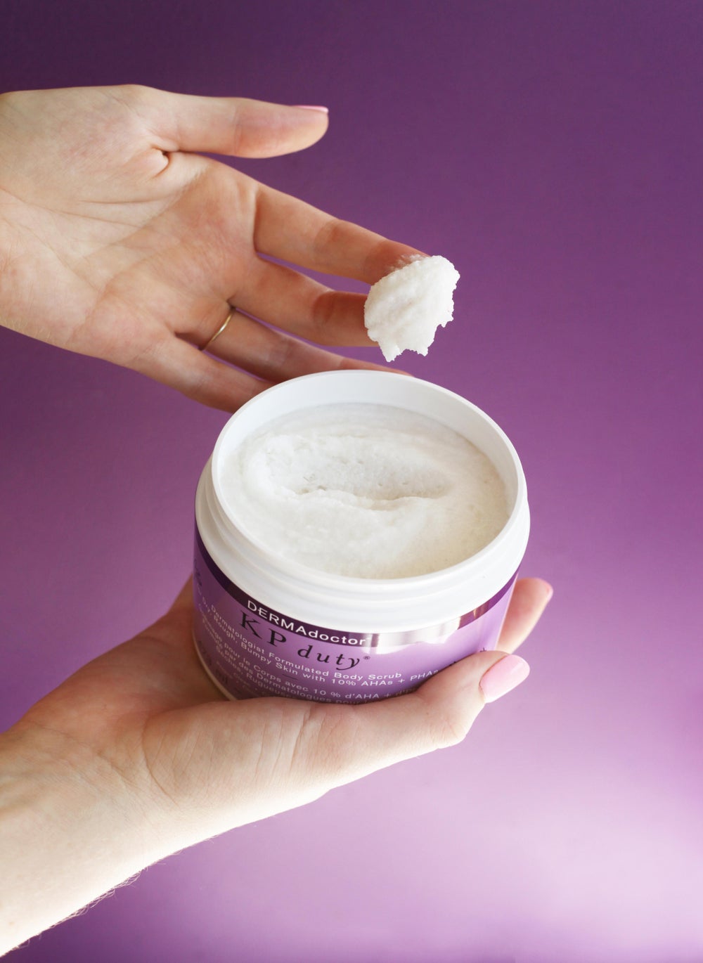 buy-dermadoctor-kp-duty-bump-eraser-body-scrub-dermatologist-formulated-exfoliant-10-ahas-phas-450g_seg