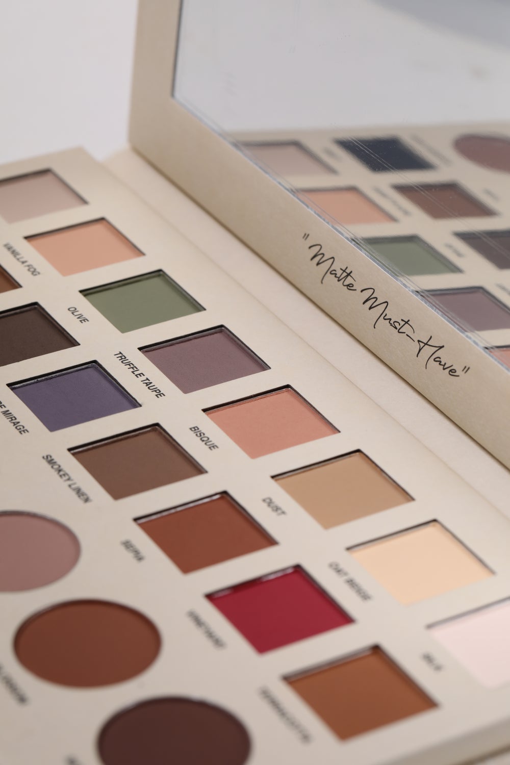 buy-bassam-fattouh-the-essential-palette-eye-shadow_jsf