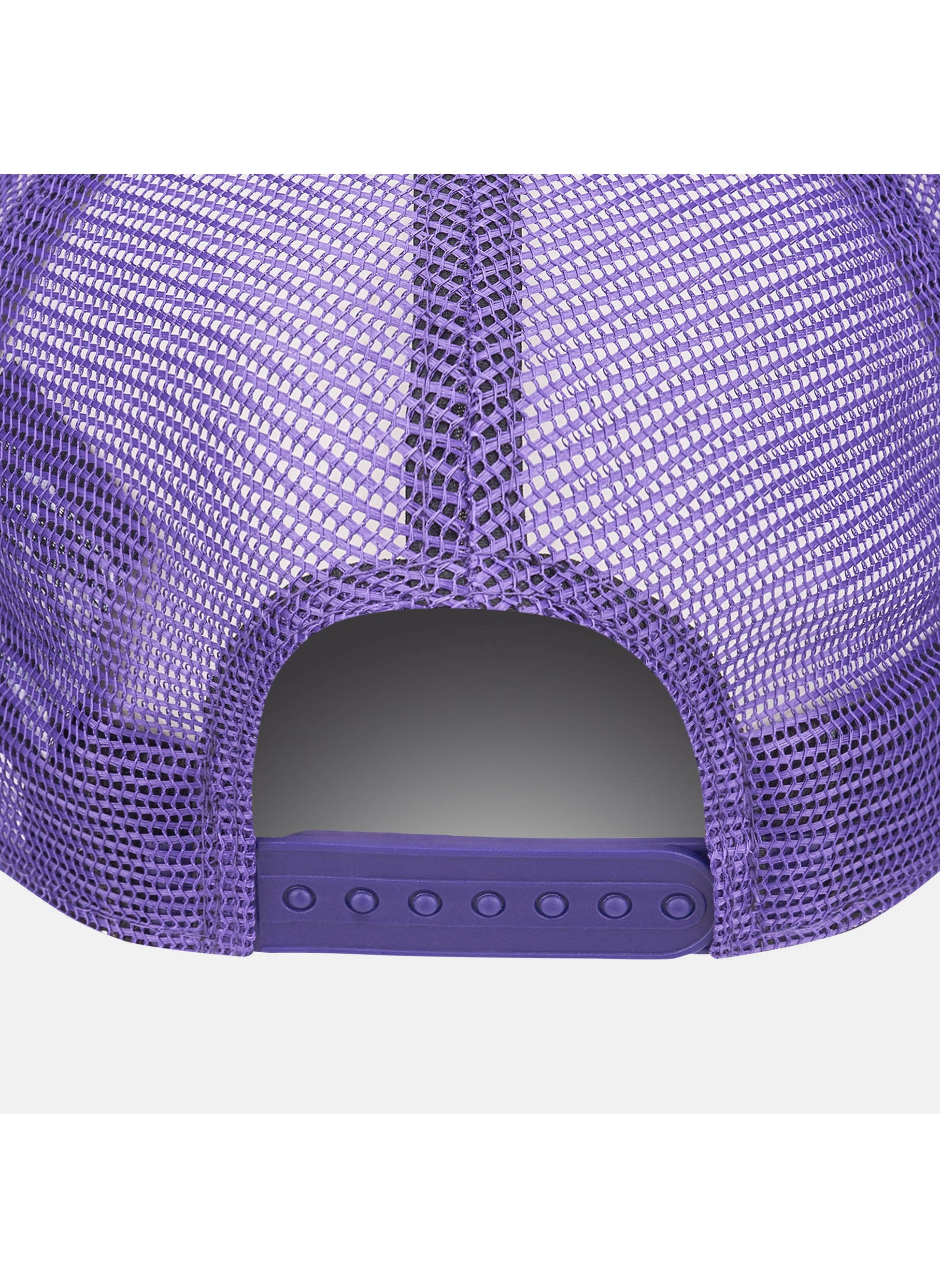 buy-new-era-men-s-nba-los-angeles-lakers-team-colour-trucker-cap_jeu