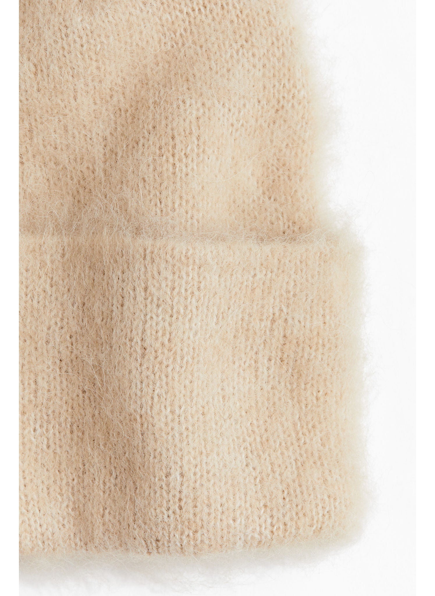 buy-h-m-fuzzy-wool-blend-beanie_21o