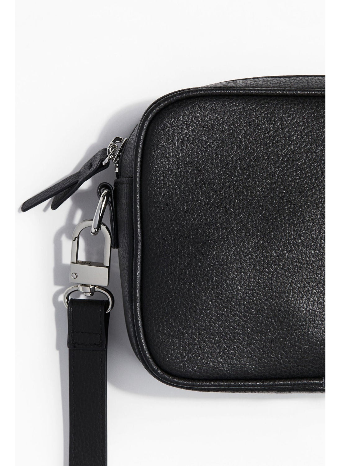 buy-h-m-crossbody-bag_3vf