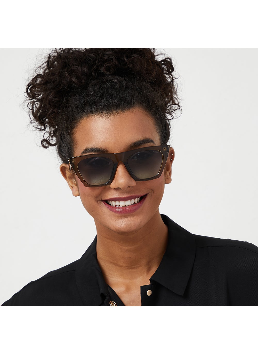buy-blackout-blackout-liberty-cat-eye-full-rim-sunglasses_dxb
