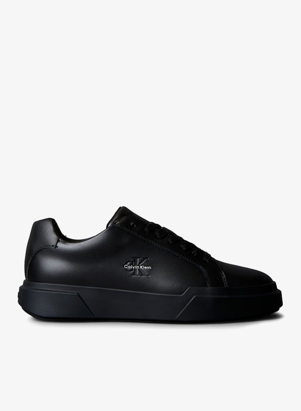buy-calvin-klein-jeans-lace-up-low-top-sneakers_eiz
