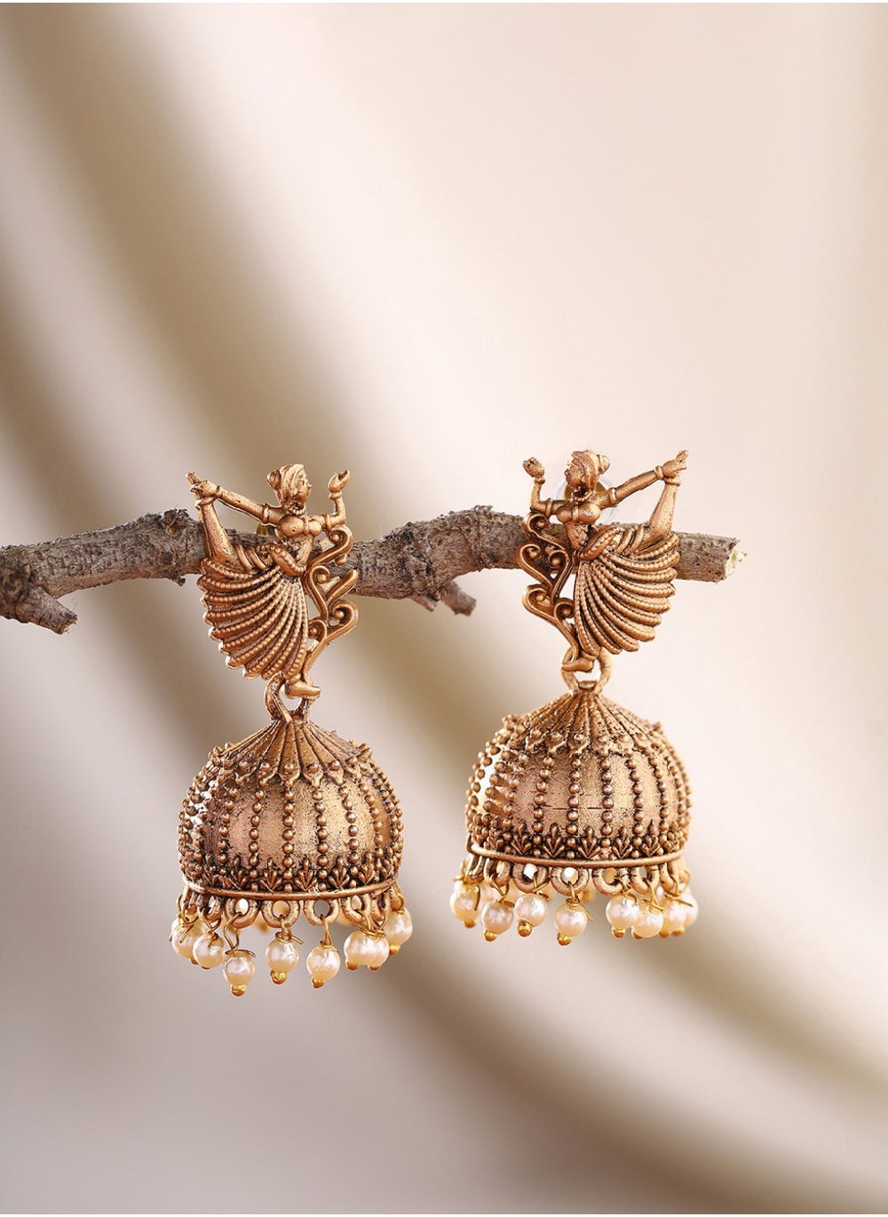 buy-priyaasi-contemporary-jhumkas_6zo