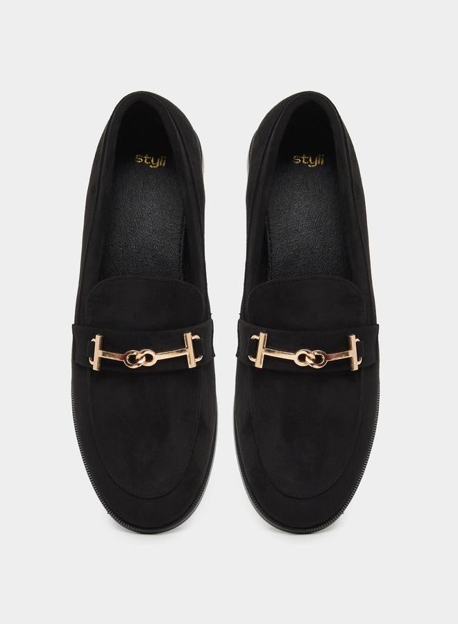 buy-styli-styli-buckle-accent-round-toe-shoes_c5x