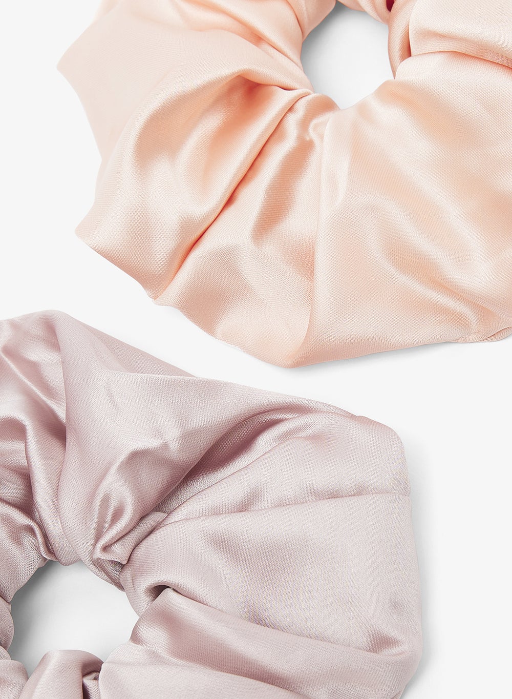 buy-ginger-2pk-satin-ruffle-scrunchie_wxd