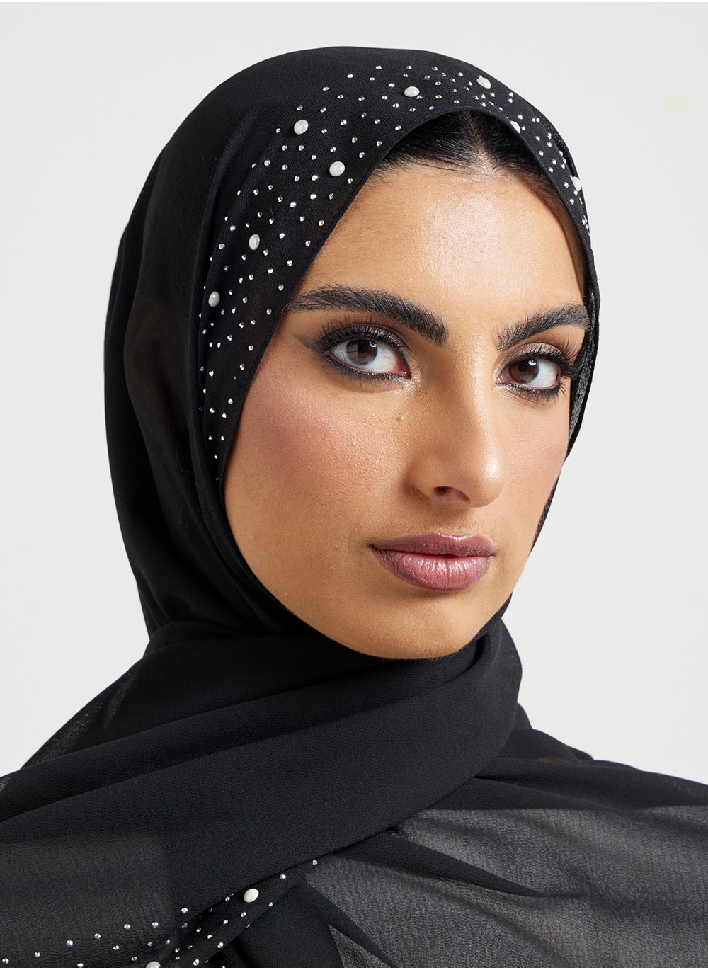 buy-khizana-pearl-embellished-long-hijab-scarf_d27