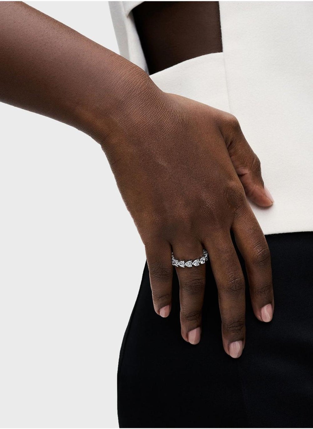 buy-pandora-row-of-hearts-eternity-ring_wlk