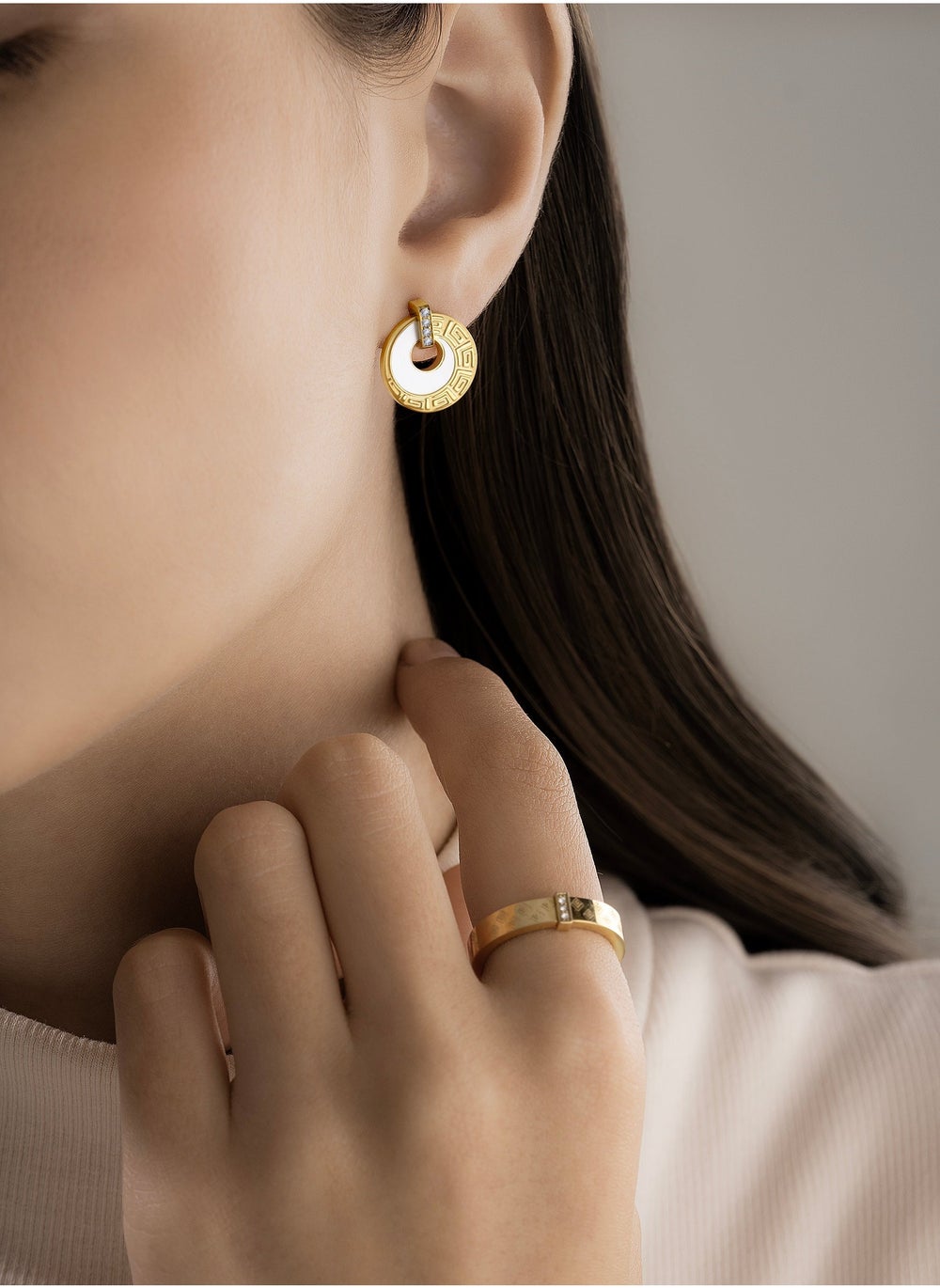 buy-guy-laroche-corale-gold-plated-earrings_vjc