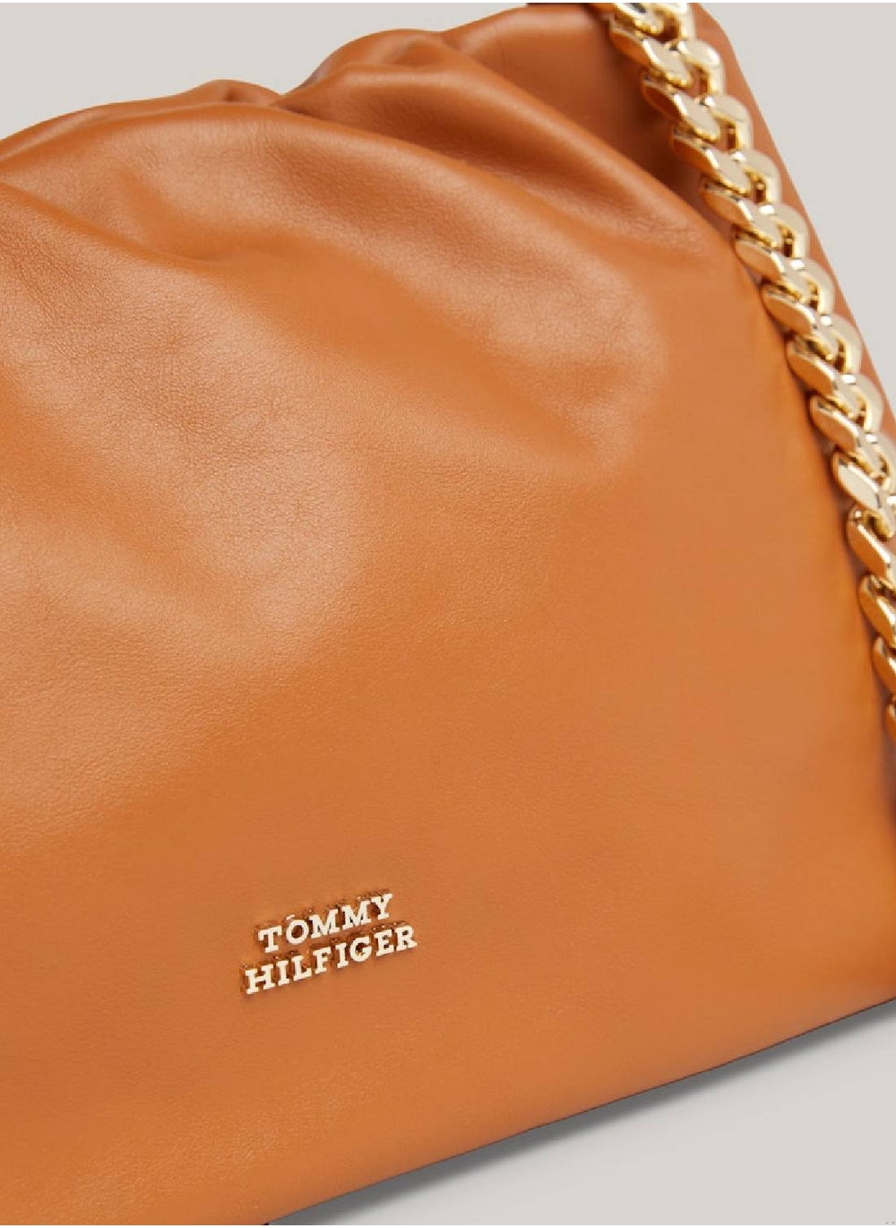 buy-tommy-hilfiger-luxe-leather-small-shoulder-bag_wj4