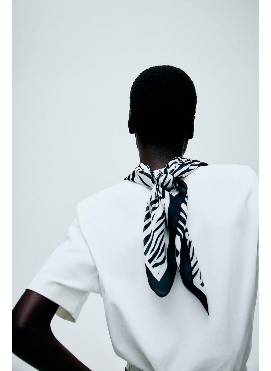 buy-h-m-patterned-scarf_ah5