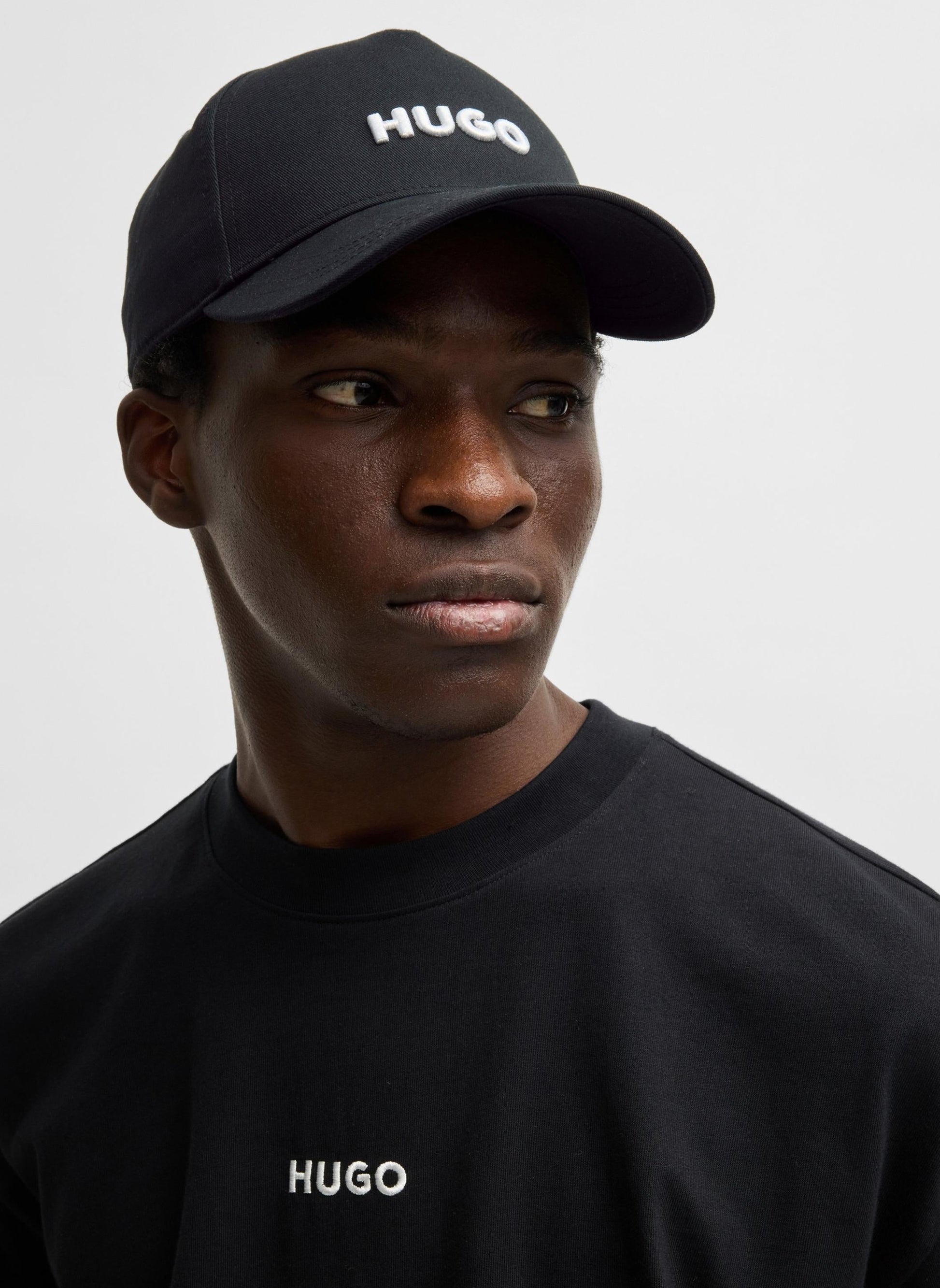 buy-hugo-cotton-twill-cap-with-logo-on-front-and-visor_chl