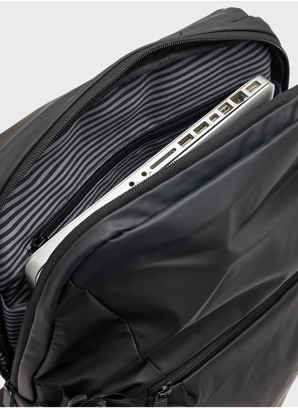 buy-seventy-five-casual-backpack_k5e