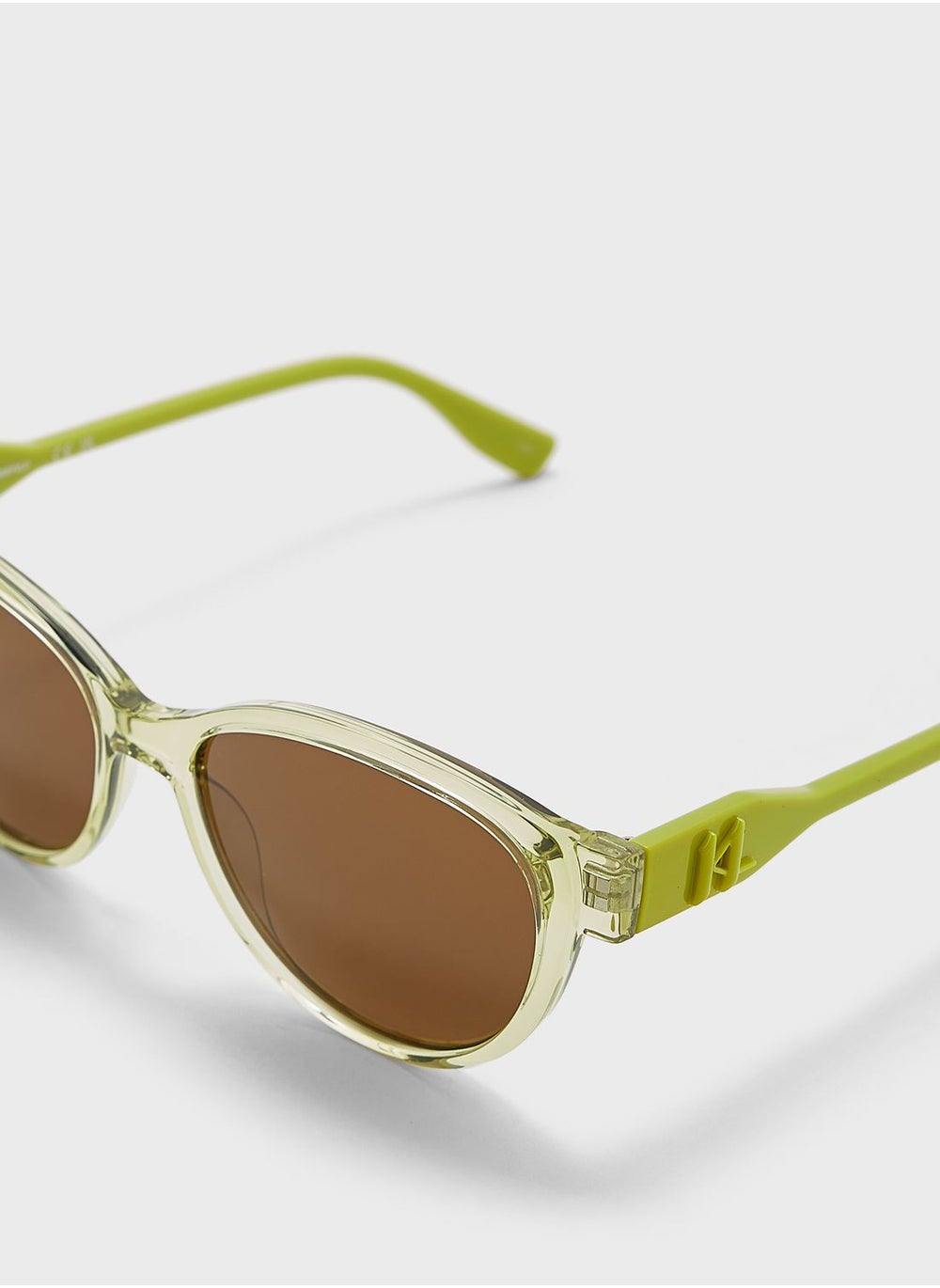buy-karl-lagerfeld-cat-eye-shape-sunglasses_68j