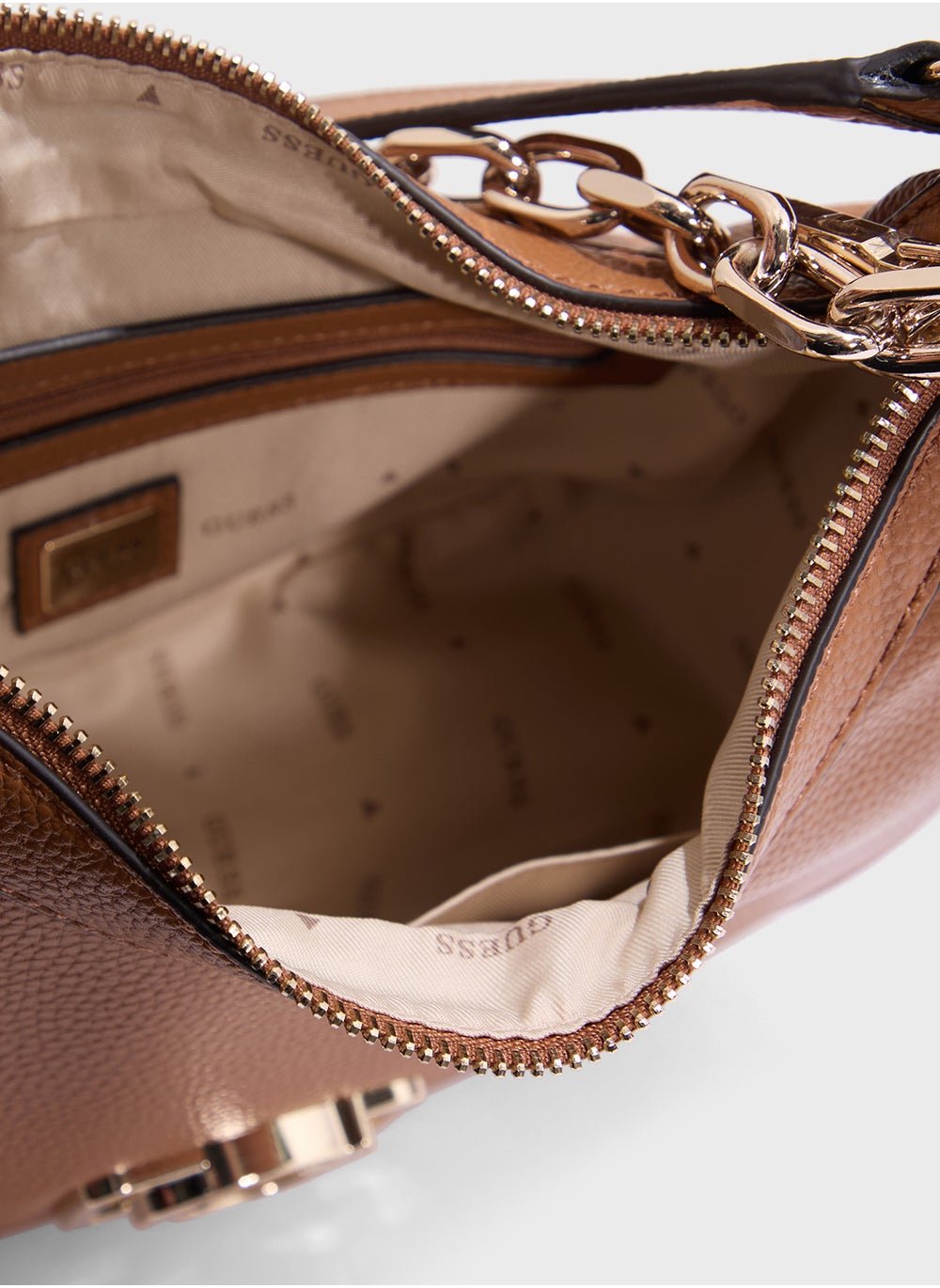 buy-guess-circe-hobo-crossbody_uj4