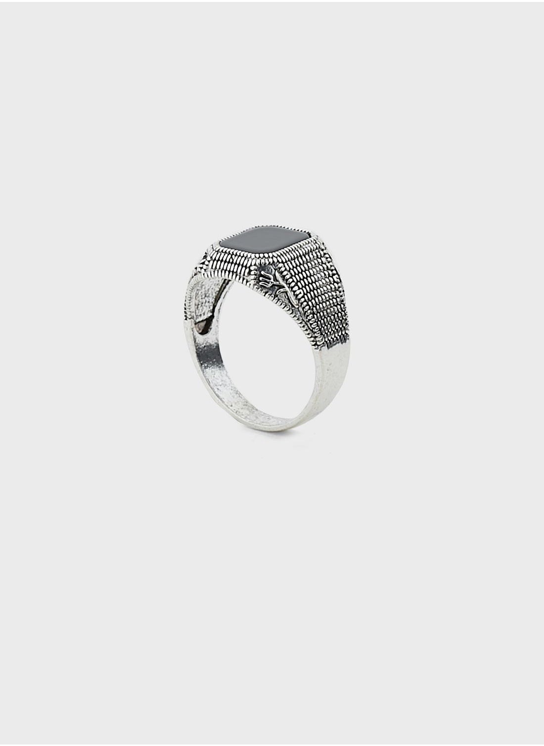 buy-seventy-five-signet-ring_0bb
