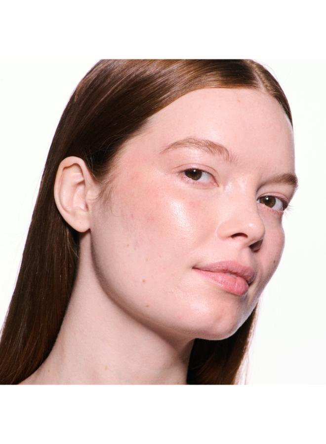 buy-mac-cosmetics-skinfinish-lightstruck-liquid-highlighter-double-gleam_b02