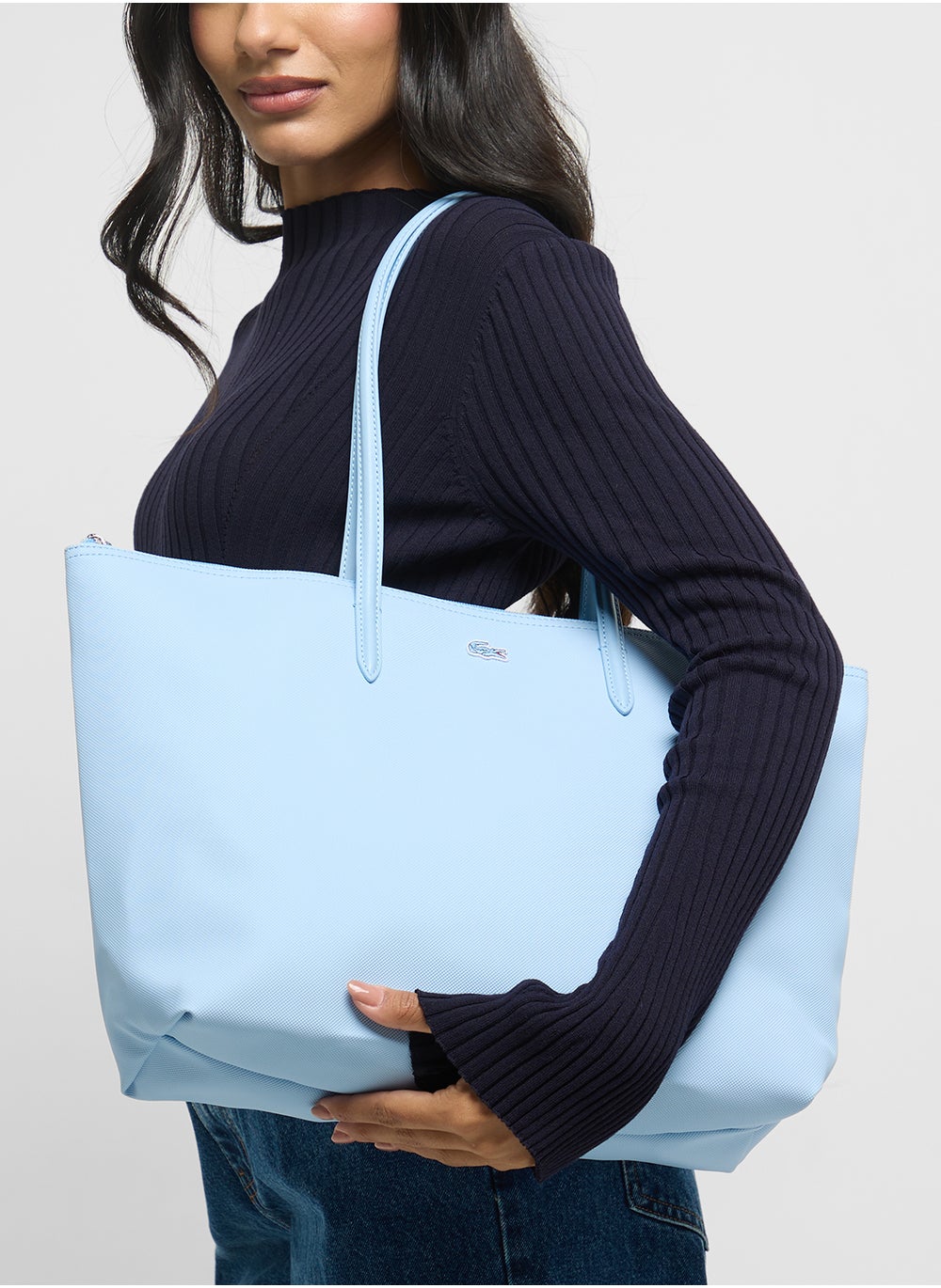 buy-lacoste-essentials-top-handle-zip-over-tote_loi