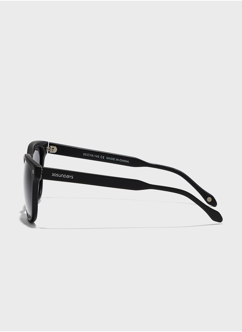 buy-30sundays-maestro-wayfarers-sunglasses_0no