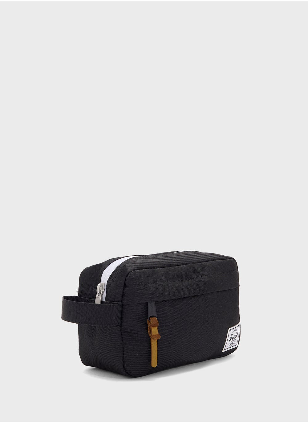 buy-herschel-chapter-small-travel-kit_jk1
