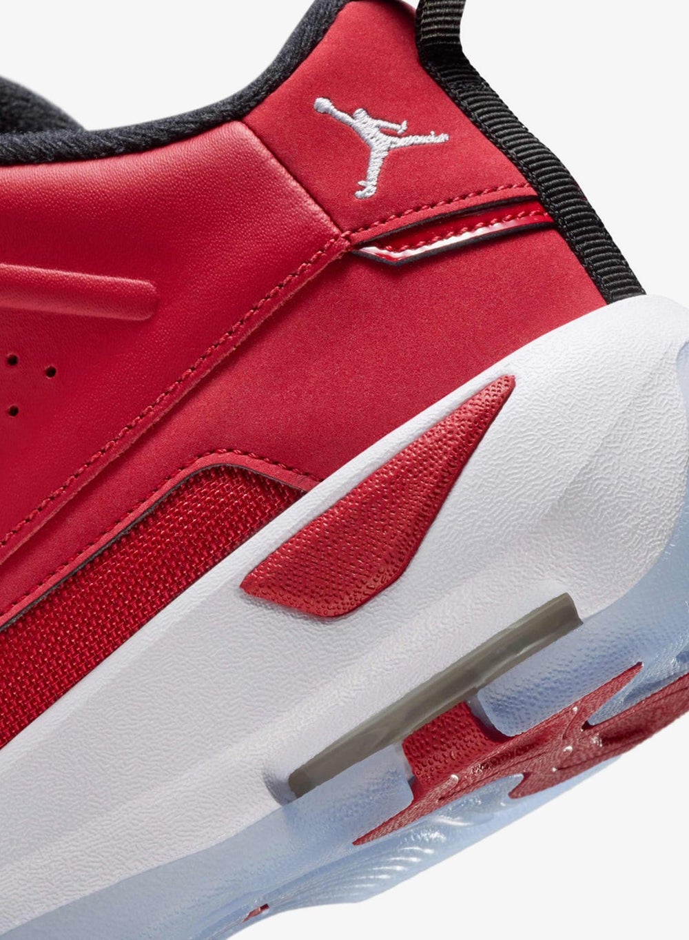 buy-jordan-kids-max-aura-7-shoes_at1