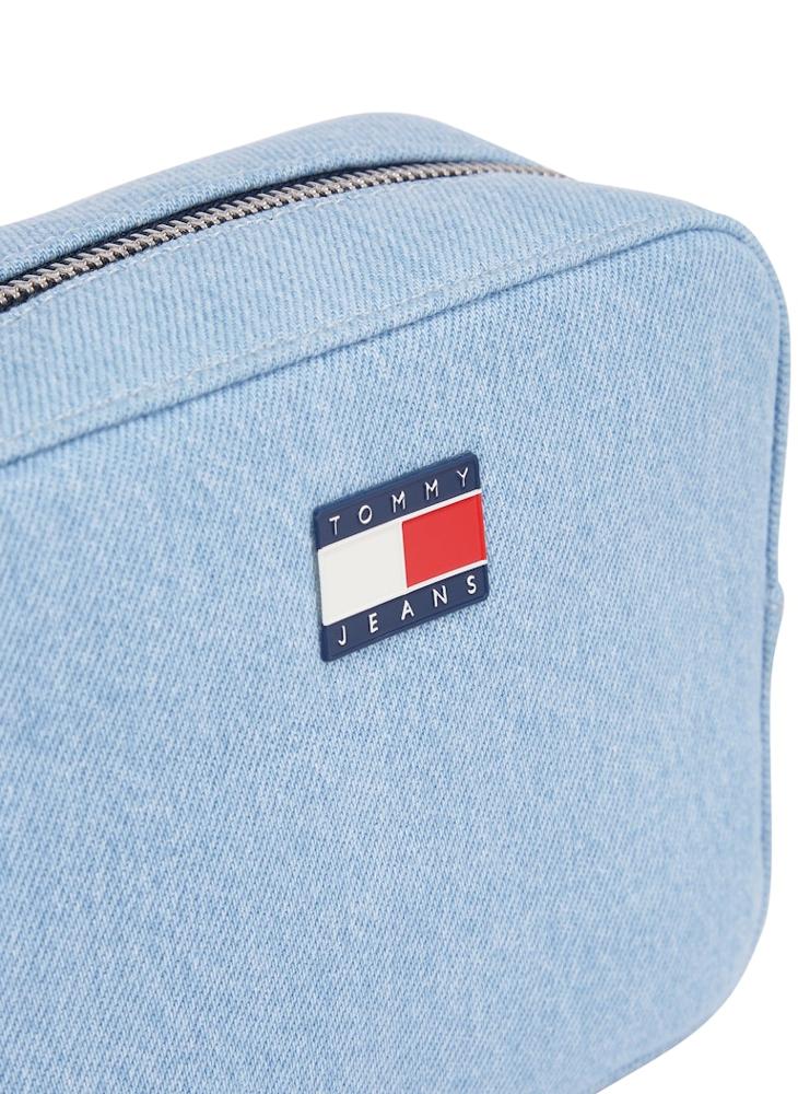 buy-tommy-jeans-essential-denim-camera-bag_rte