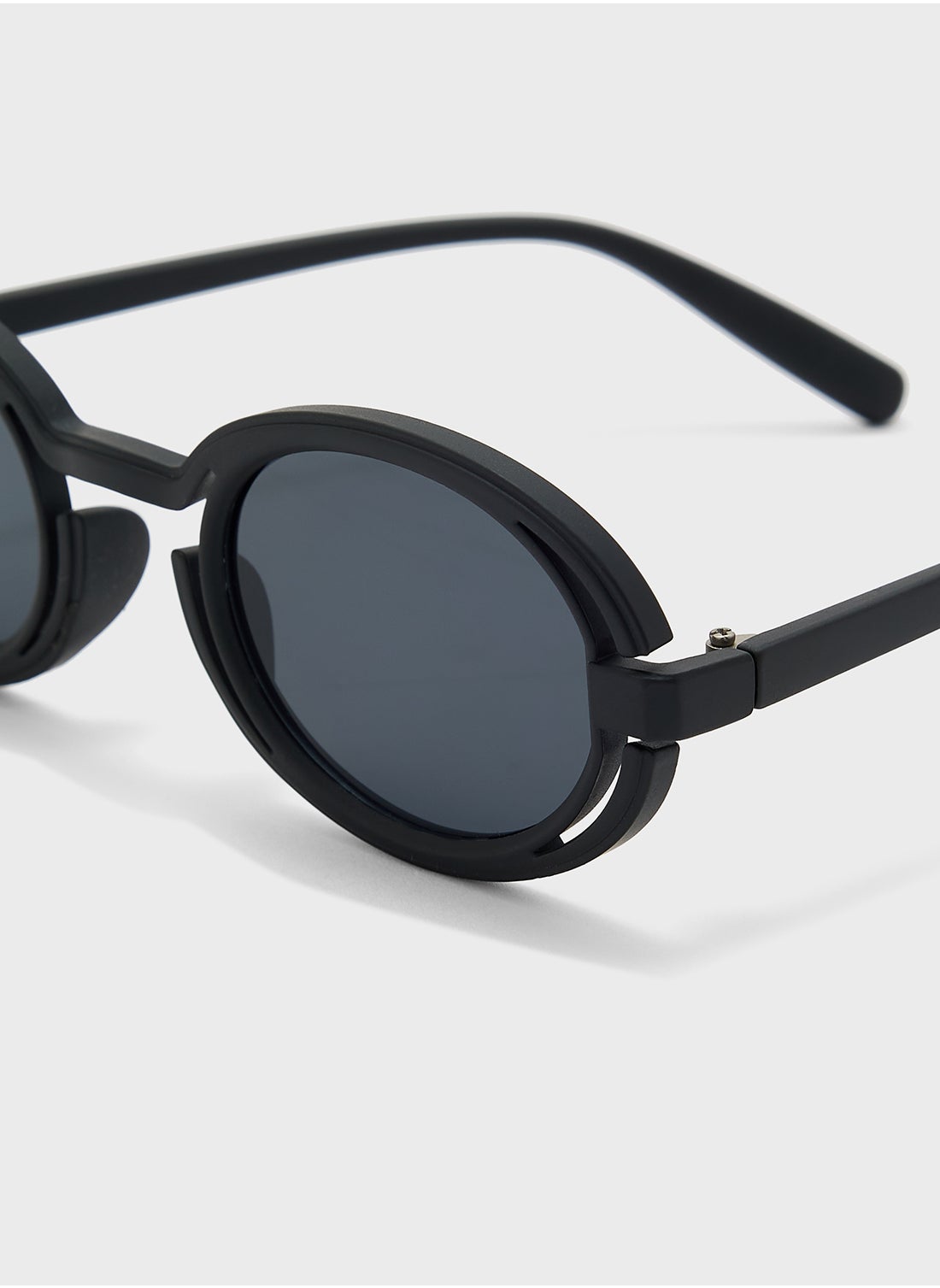 buy-seventy-five-round-streetwear-casual-sunglasses_5b1