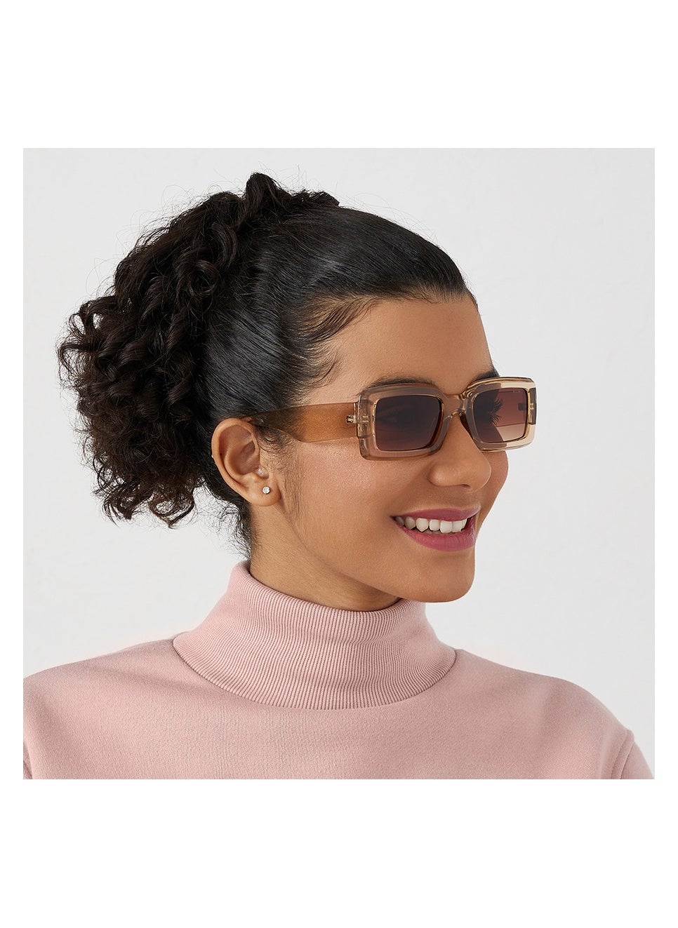 buy-blackout-blackout-zen-women-s-rectangle-sunglasses-with-uv400-protection-beige-brown_7po