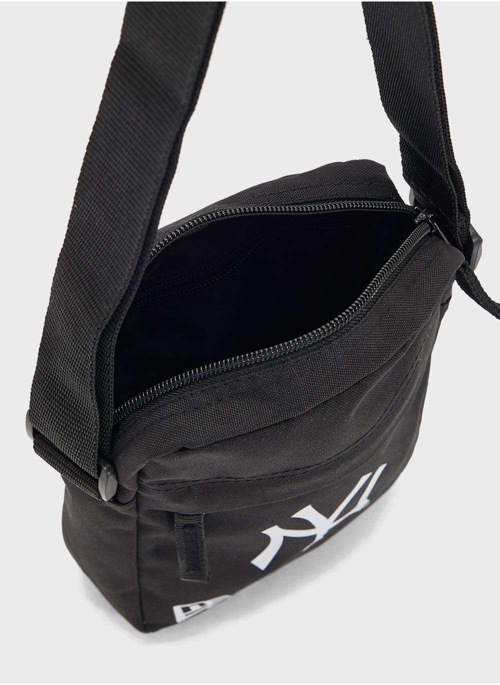 buy-new-era-new-york-yankees-mlb-crossbody_s6x