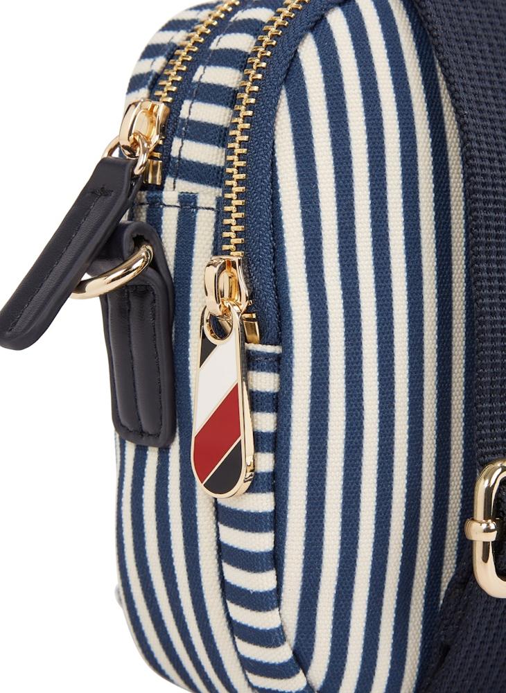 buy-tommy-hilfiger-poppy-summer-camera-bag_u97