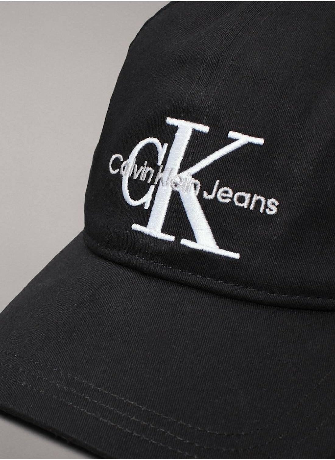 buy-calvin-klein-jeans-twill-logo-cap_oqt