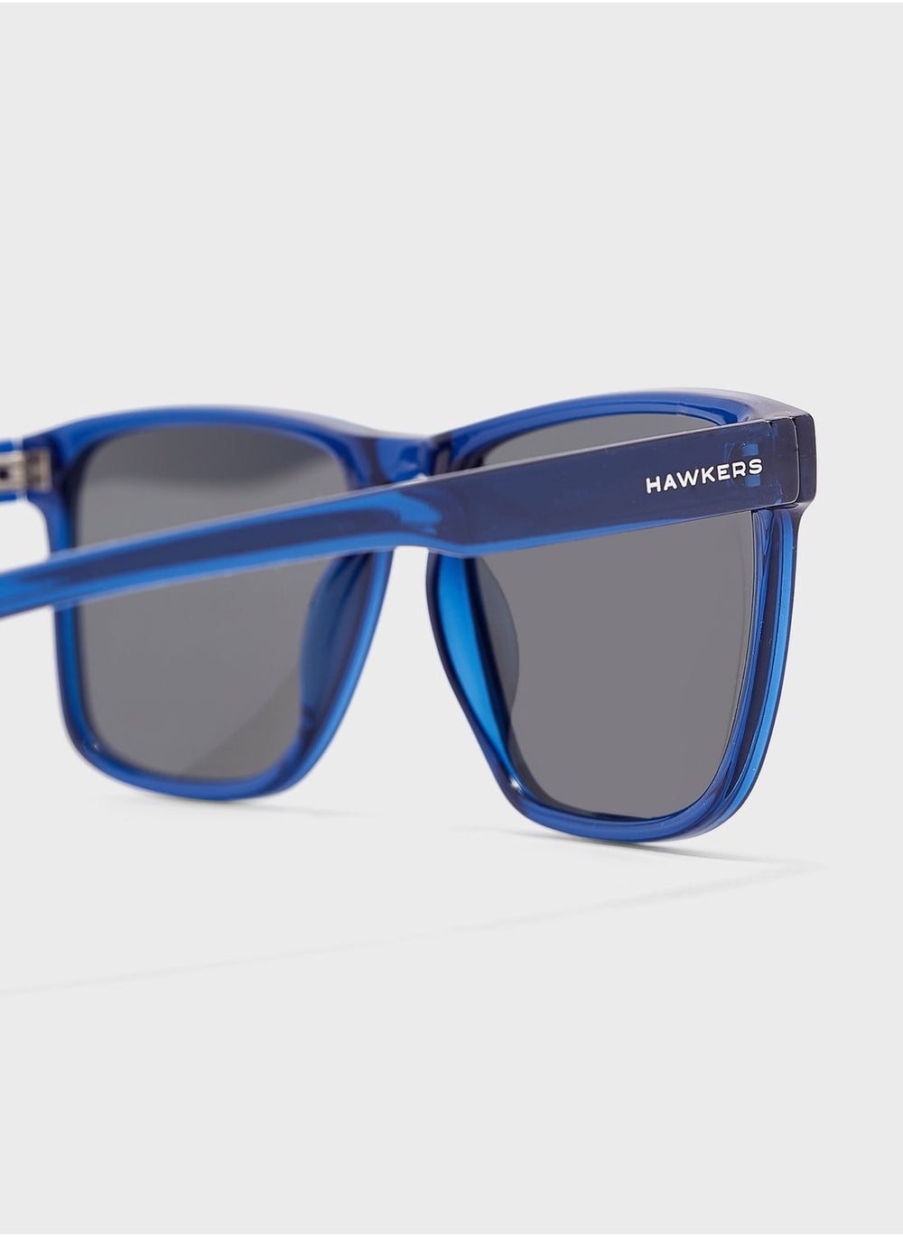 buy-hawkers-dust-wayfarer-sunglasses_b6m
