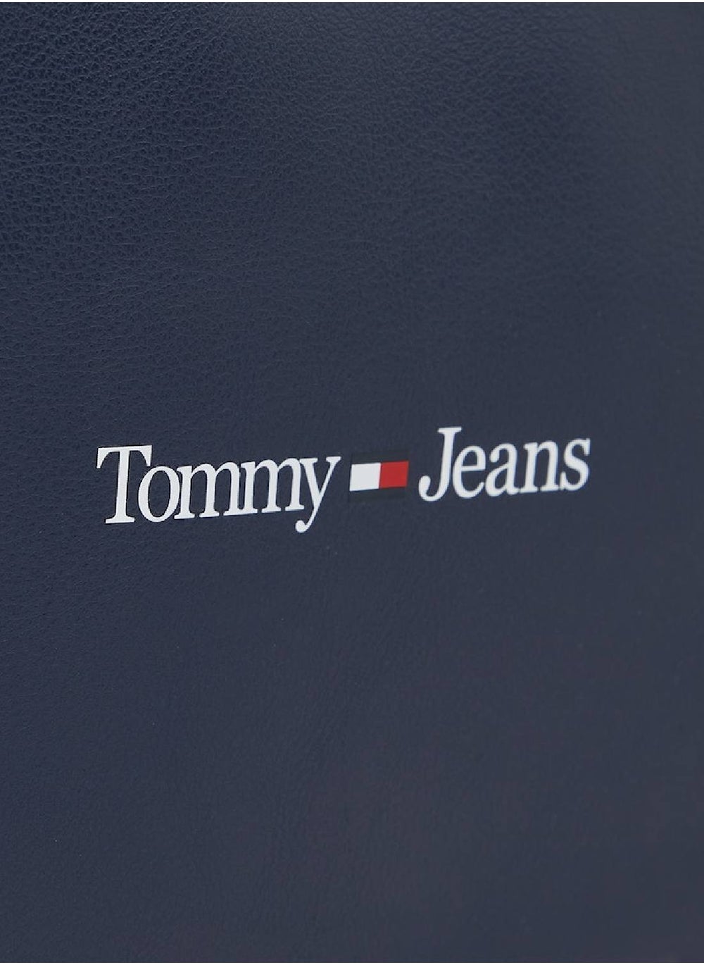buy-tommy-hilfiger-crossover-camera-handbag_lyw
