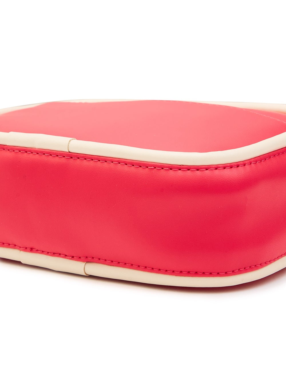 buy-caprese-caprese-gracie-solid-magenta-faux-leather-medium-sling-bag_jrq