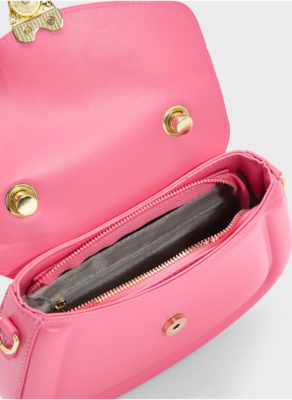 buy-ginger-heart-closure-satchel-bag_gj4