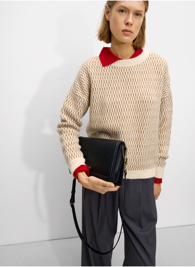 buy-parfois-shoulder-bag-with-flap-closure_s46