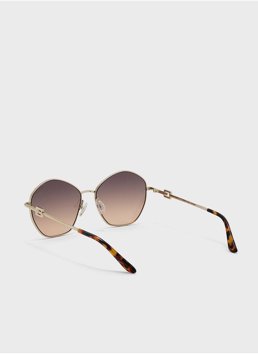 buy-guess-round-shape-sunglasses_erg