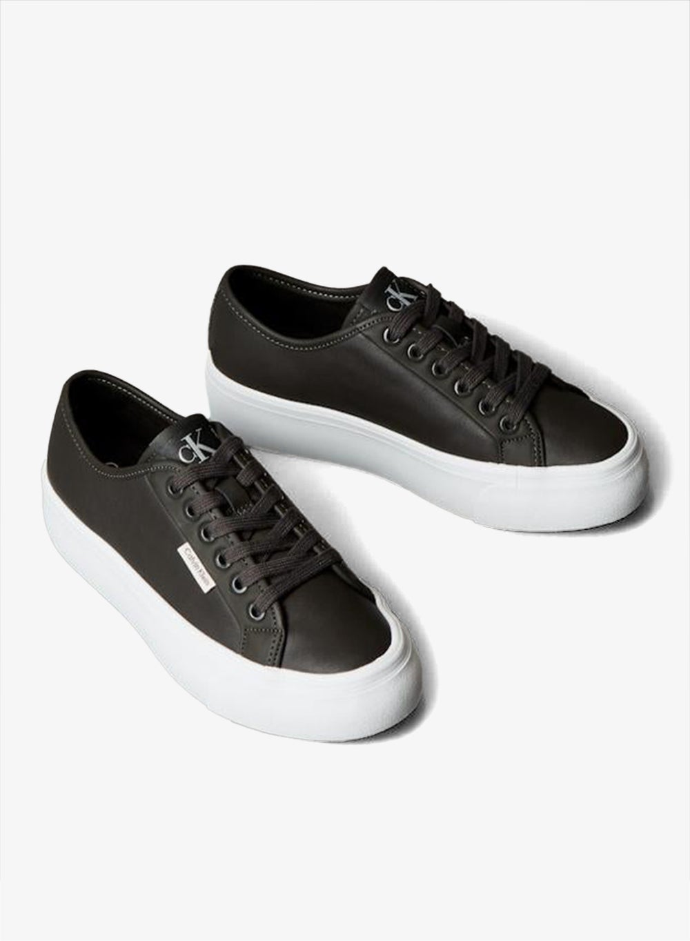 buy-calvin-klein-jeans-casual-low-top-sneakers_d7z