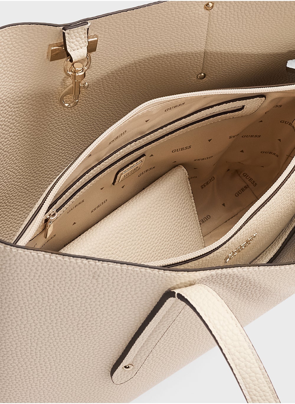 buy-guess-brenton-tote_hae