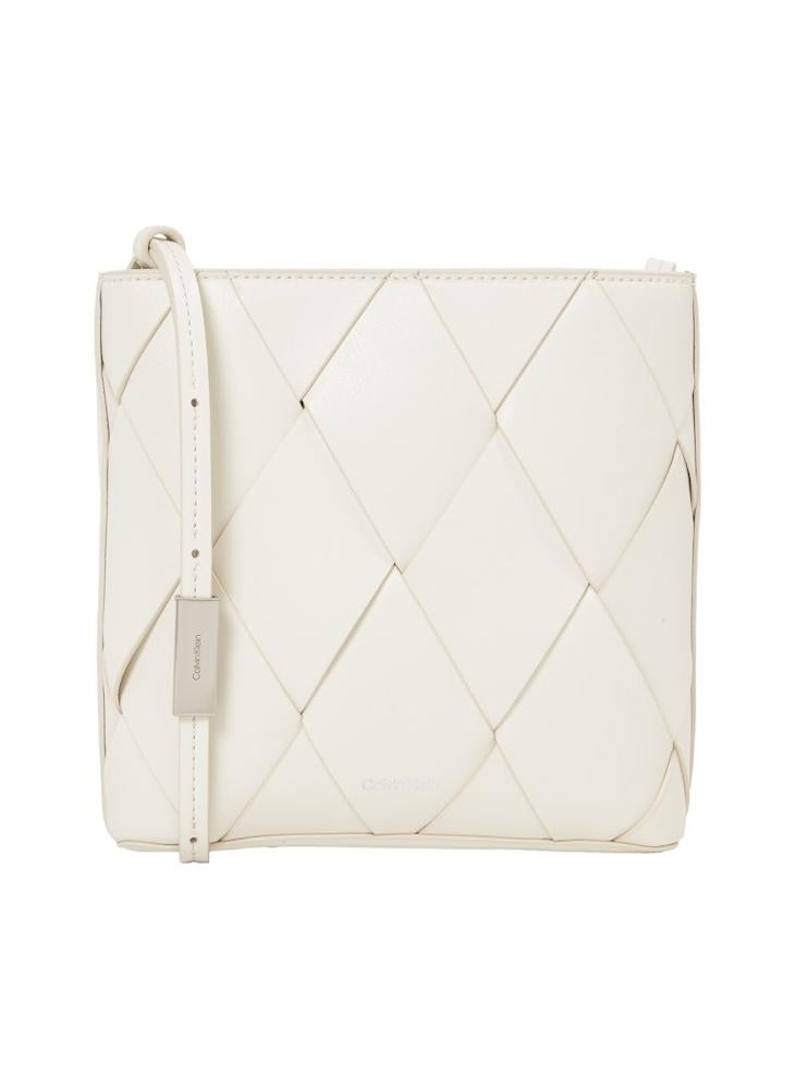 buy-calvin-klein-square-crossbody-bag_wye